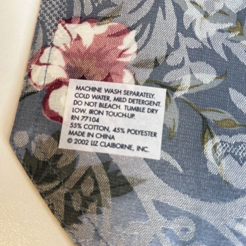 Crazy Horse Placemats Set of 2 Floral Dbl Sided Cottage Core NEW Brocade Charm